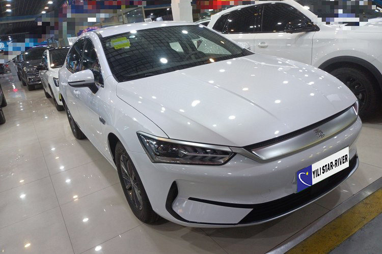 BYD Qin PLUS 400KM